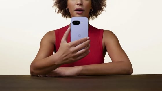 femme-google-pixel-9a